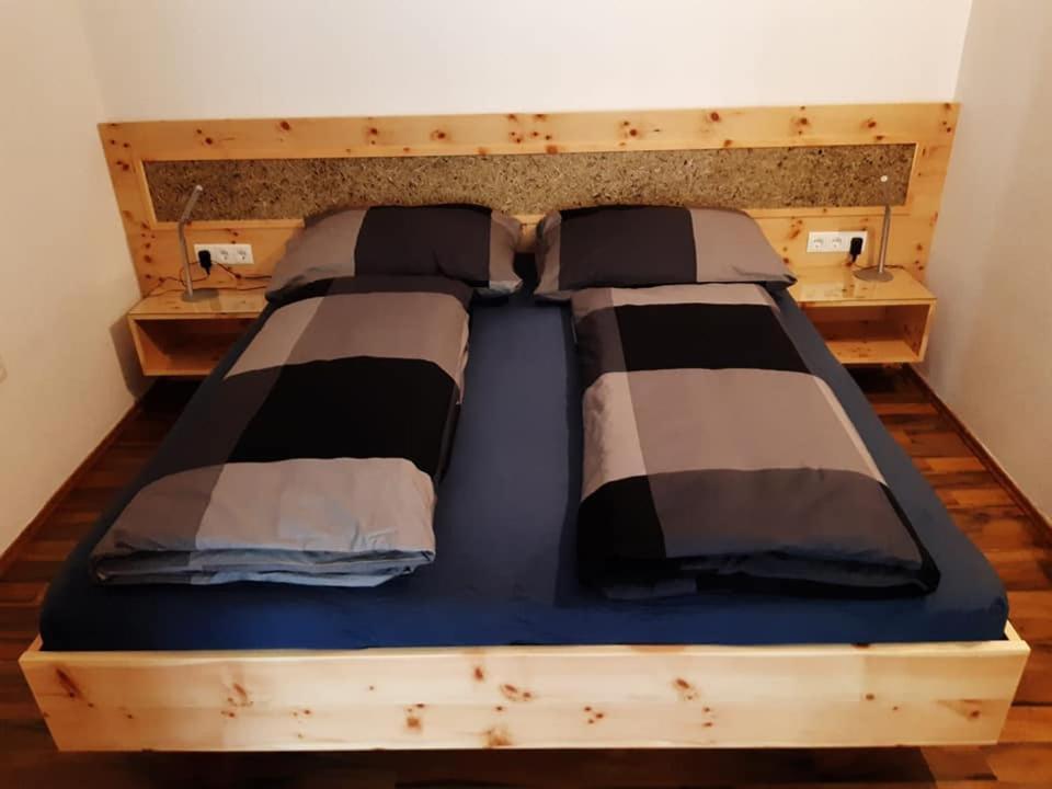 Ferienwohnung Plattner Schmirn Bagian luar foto